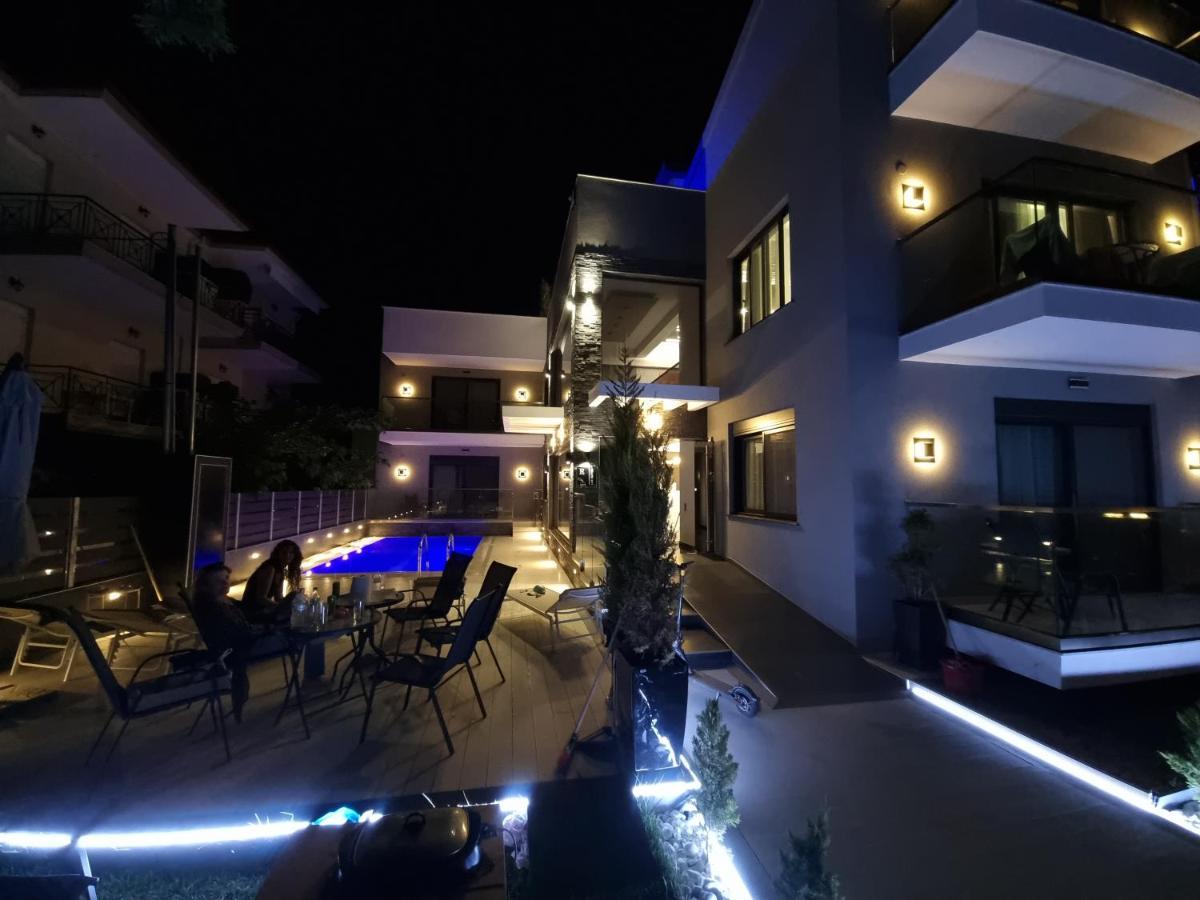 Luxsuites Ofrínion Extérieur photo
