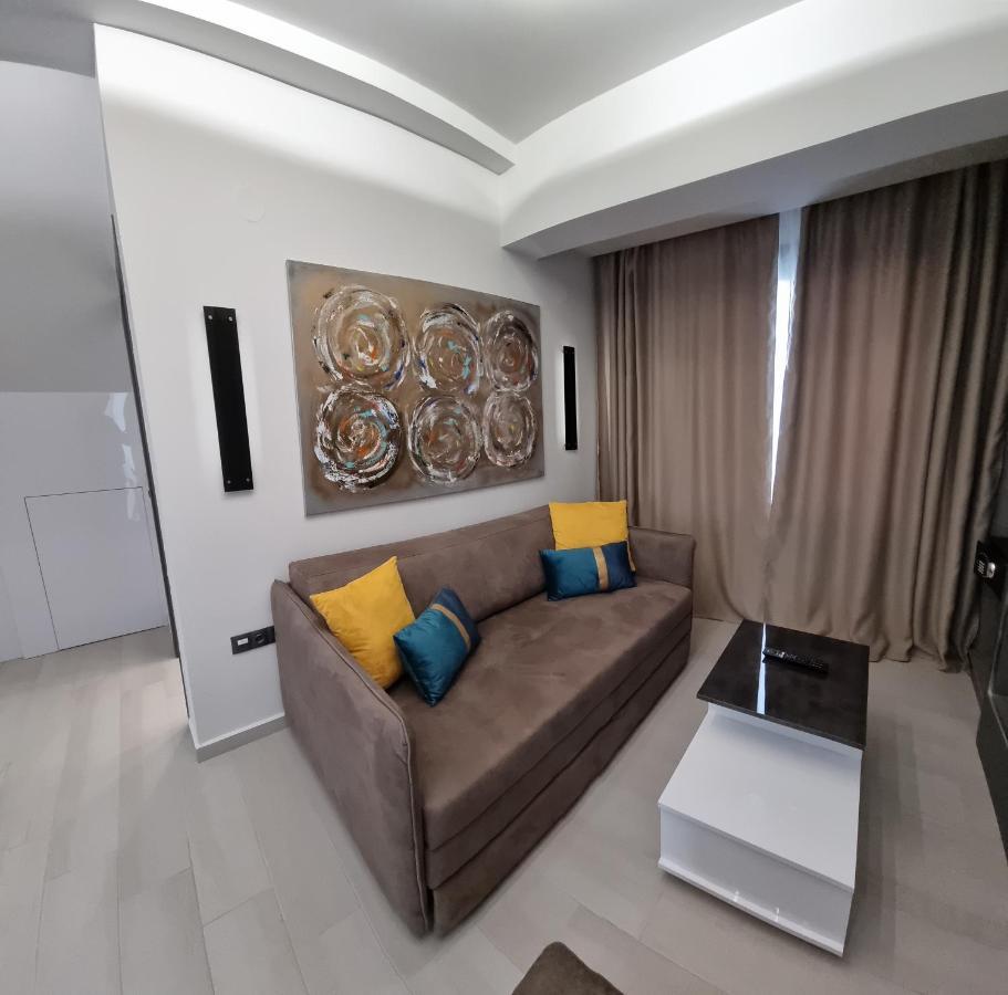Luxsuites Ofrínion Extérieur photo