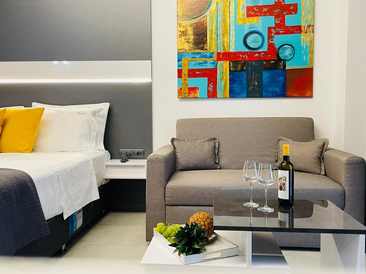Luxsuites Ofrínion Extérieur photo